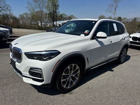 Used 2020 BMW X5 sDrive40i w/ Premium Package image 3