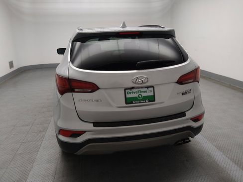 Used 2017 Hyundai Santa Fe Sport image 6