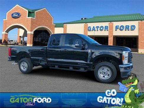 Used 2025 Ford F350 XL w/ FX4 Off-Road Package image 1
