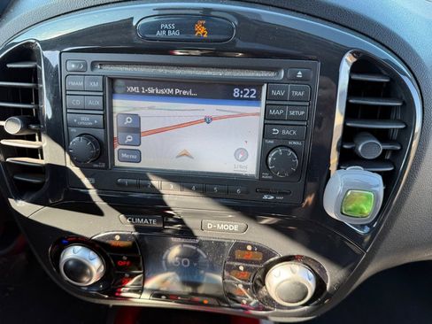 Used 2013 Nissan Juke SL image 14