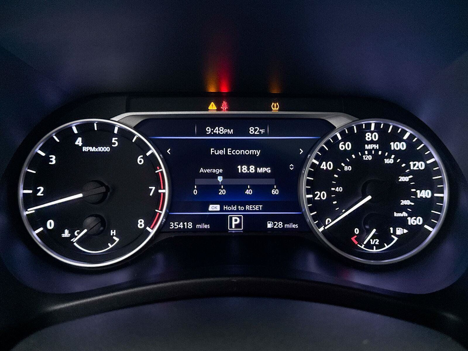 Used 2024 Nissan Sentra SR w/ SR Premium Package FWD image 36