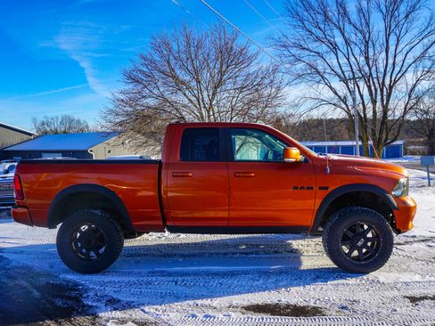 Used 2010 Dodge Ram 1500 Truck Sport image 2