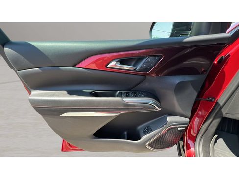 Certified 2024 Chevrolet Traverse RS w/ LPO, Floor Liner Package AWD/4WD image 26