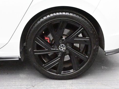 Used 2023 Volkswagen GTI SE FWD image 13
