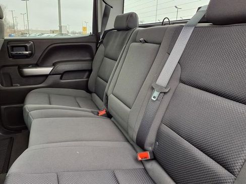 Used 2018 Chevrolet Silverado 1500 LT w/ LT Eassist Package image 6