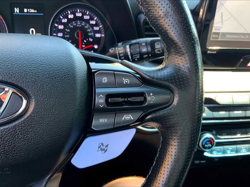 Used 2022 Hyundai Veloster N image 24