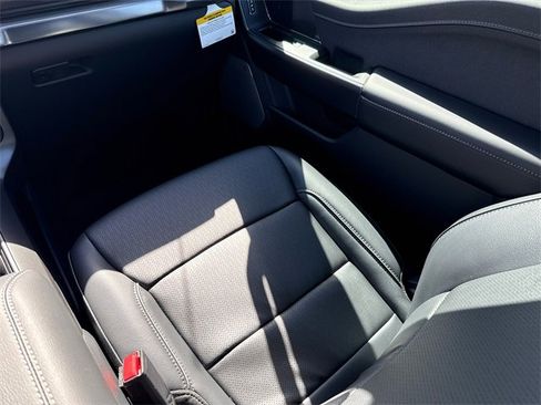 New 2025 Ford F150 Lariat w/ Equipment Group 501A Mid image 16