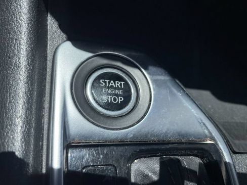 Used 2024 Nissan Sentra SV FWD image 15