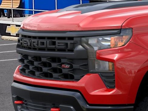 New 2026 Chevrolet Silverado 1500 Custom Trail Boss w/ LPO, Dark Essentials Package AWD/4WD image 13