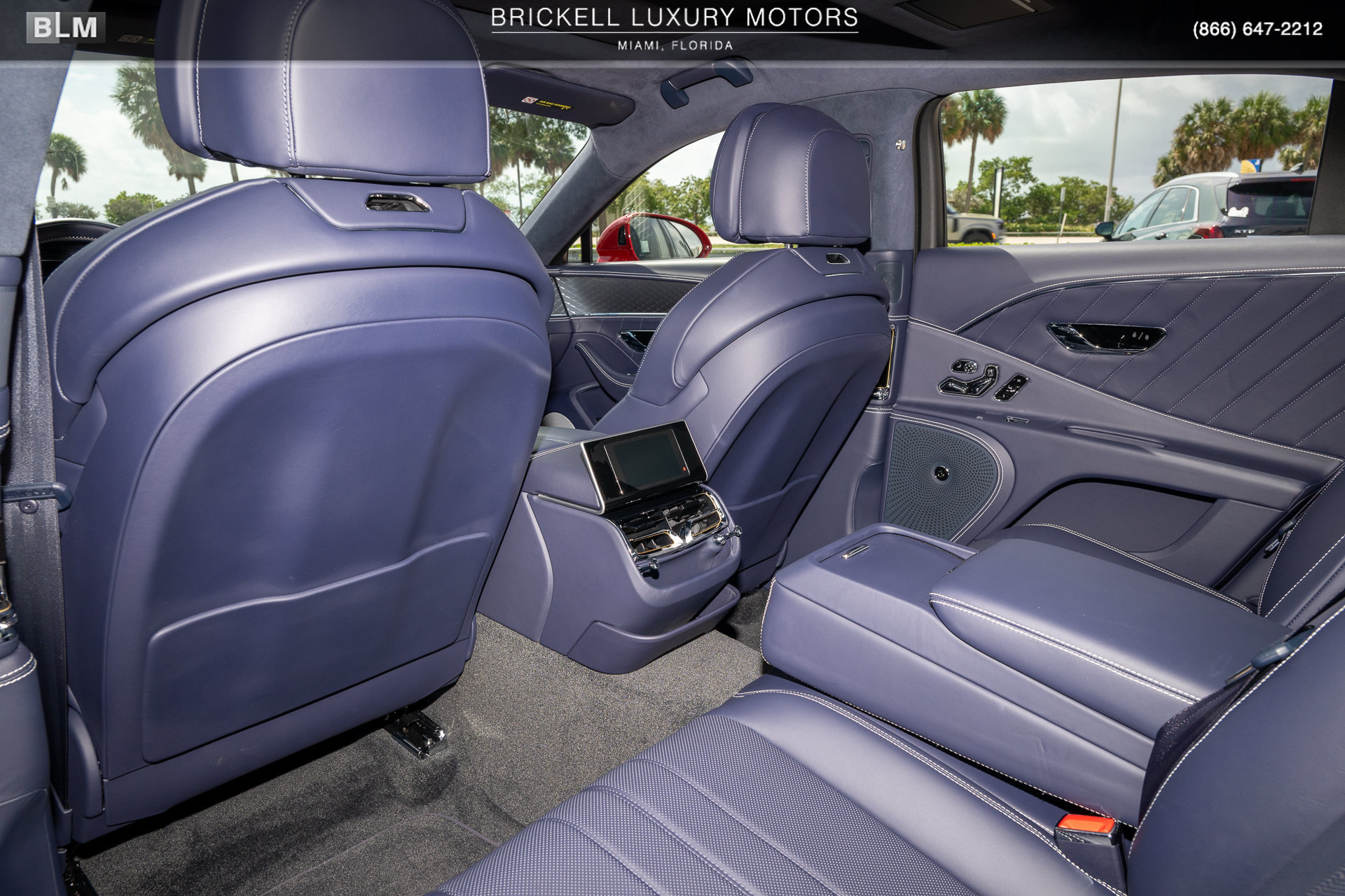 Used 2024 Bentley Flying Spur V8 AWD/4WD image 20