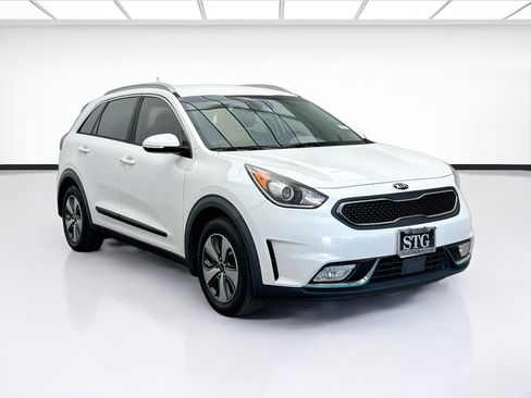 Used 2018 Kia Niro EX FWD image 3