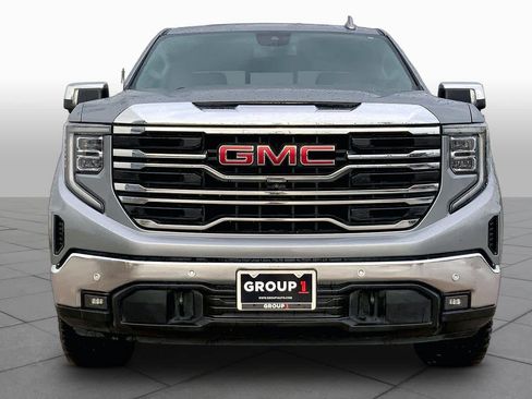 Used 2024 GMC Sierra 1500 SLT AWD/4WD image 4