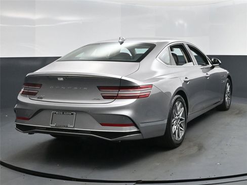 New 2026 Genesis G80 2.5T image 10