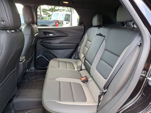 New 2026 Chevrolet TrailBlazer ACTIV AWD/4WD image 13