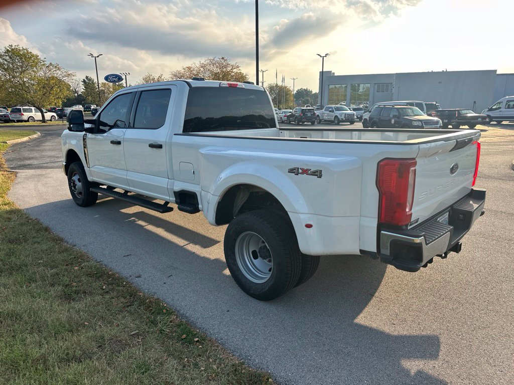 Used 2025 Ford F350 XLT AWD/4WD image 10