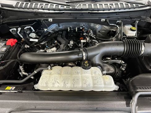 Used 2025 Ford Expedition Max Active image 9