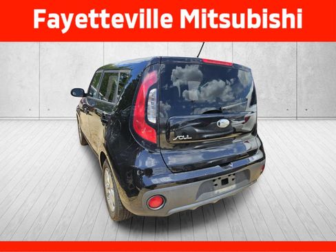 Used 2018 Kia Soul FWD image 9