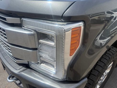 Used 2019 Ford F350 Platinum w/ Platinum Ultimate Package AWD/4WD image 9