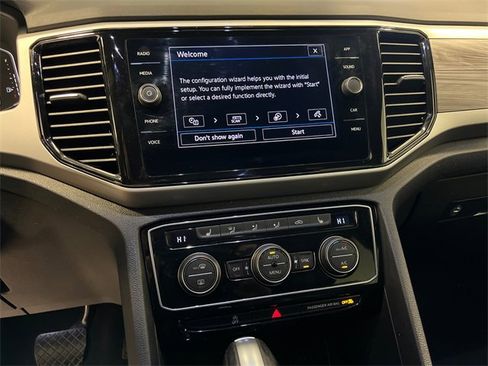 Certified 2023 Volkswagen Atlas Cross Sport SE image 25