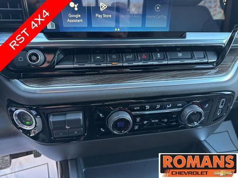 New 2026 Chevrolet Silverado 1500 RST w/ Redline Edition AWD/4WD image 17