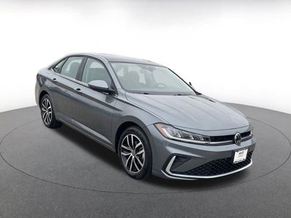 Used 2025 Volkswagen Jetta SE