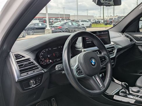 Used 2023 BMW X3 M40i w/ Premium Package image 9