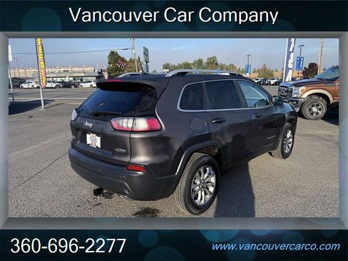 Used 2019 Jeep Cherokee Latitude Plus w/ Cold Weather Group image 6
