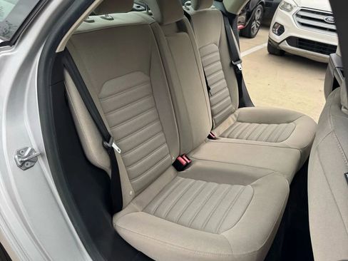 Used 2018 Ford Fusion S image 34