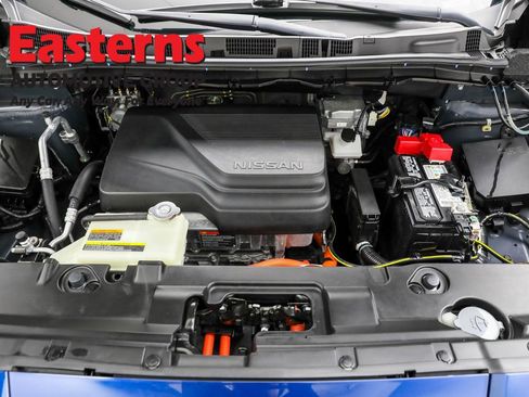 Used 2023 Nissan Leaf S image 7