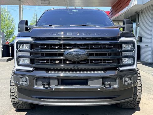 Used 2025 Ford F250 King Ranch w/ Chrome Package image 7