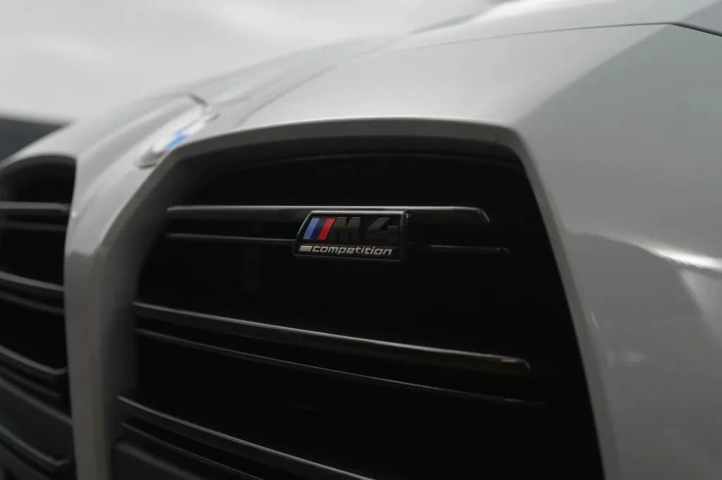 Used 2021 BMW M4 Competition RWD image 8