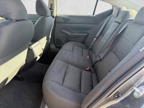 Used 2024 Nissan Altima 2.5 SV image 21