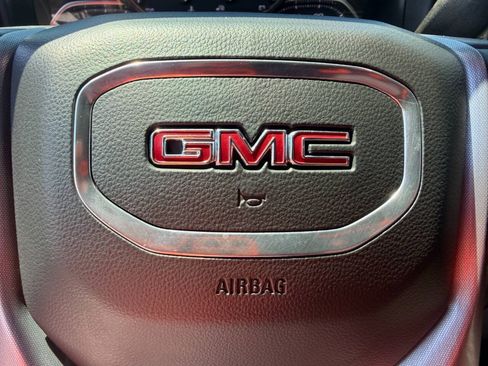Used 2021 GMC Sierra 1500 SLT w/ X31 Off-Road Package AWD/4WD image 19