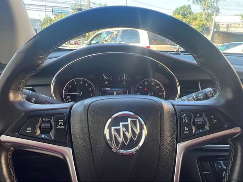 Used 2019 Buick Encore Essence image 14