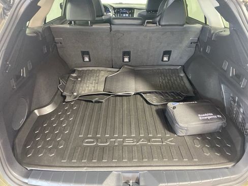Used 2024 Subaru Outback Onyx Edition AWD/4WD image 28