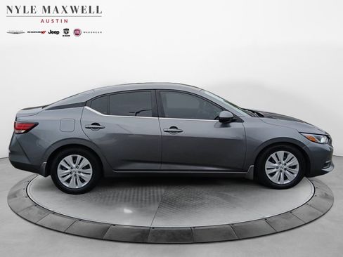 Used 2020 Nissan Sentra S FWD image 17