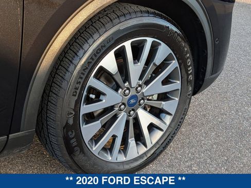 Certified 2020 Ford Escape Titanium image 12