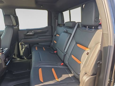 New 2026 GMC Sierra 1500 AT4 w/ AT4 Premium Package AWD/4WD image 16