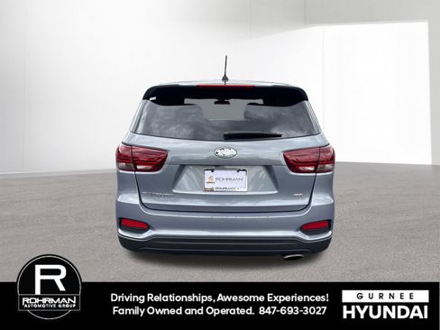 Used 2019 Kia Sorento L FWD image 8