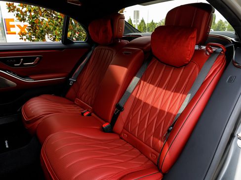 Used 2026 Mercedes-Benz S 63 AMG S image 34