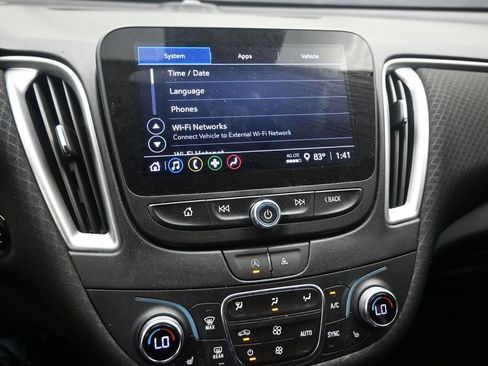 Used 2023 Chevrolet Malibu LT FWD image 13