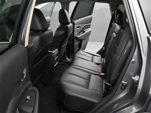 Used 2024 Nissan Murano SL image 9