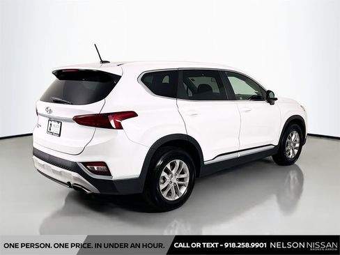 Used 2019 Hyundai Santa Fe SE FWD image 5