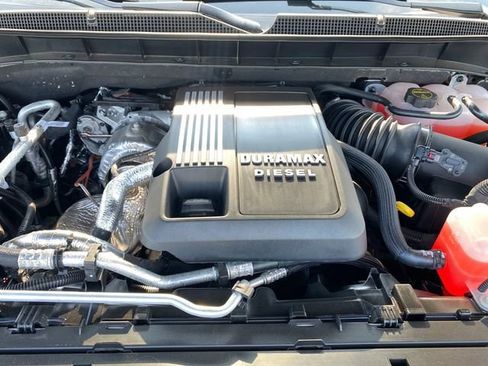 New 2025 Chevrolet Tahoe Premier image 14