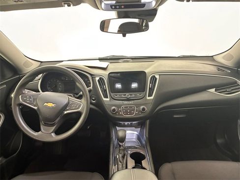 Used 2024 Chevrolet Malibu LT image 20