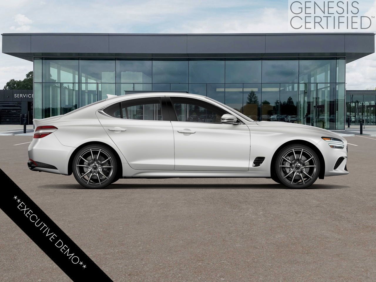 Used 2026 Genesis G70 2.5T RWD image 5