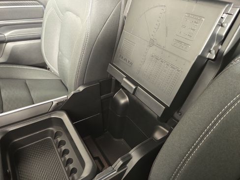 Certified 2025 RAM 1500 Big Horn AWD/4WD image 30