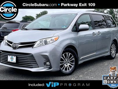 Used 2018 Toyota Sienna XLE w/ XLE Navigation Package