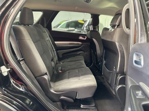 Used 2019 Dodge Durango SXT AWD/4WD image 16