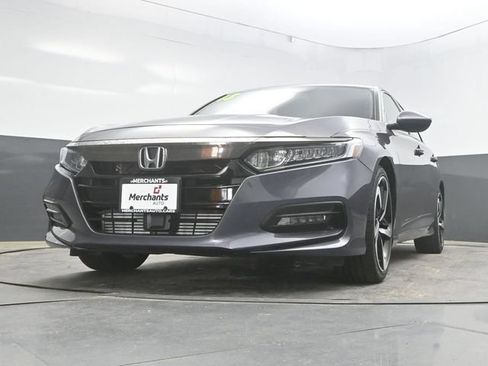 Used 2018 Honda Accord Sport image 38